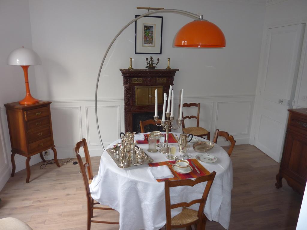 Maison Romantique Bed & Breakfast Le Perreux-Sur-Marne Exterior photo