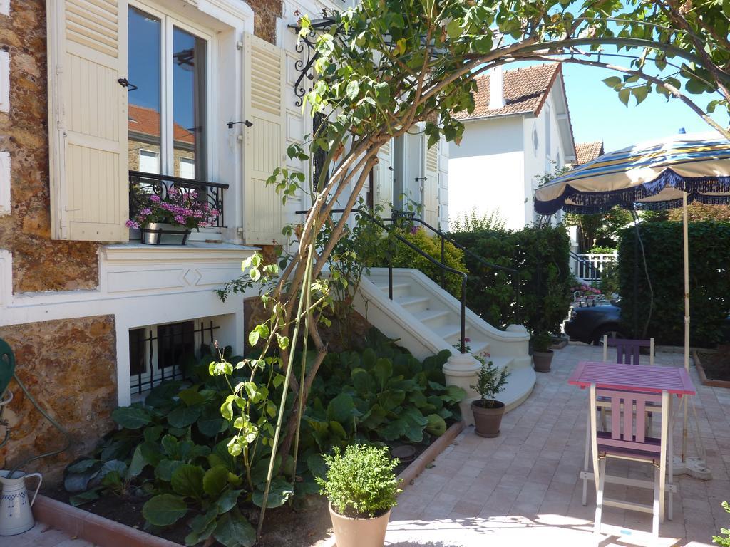 Maison Romantique Bed & Breakfast Le Perreux-Sur-Marne Exterior photo